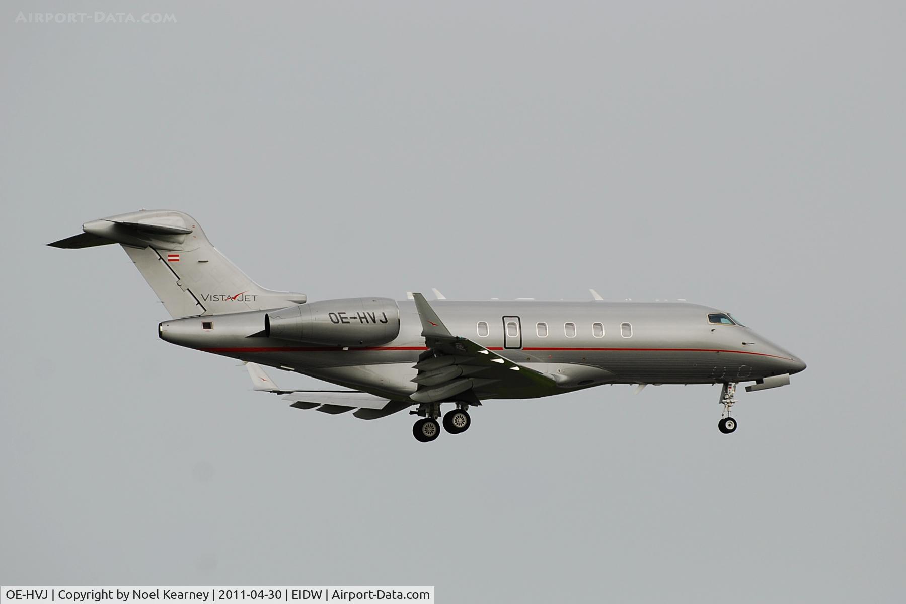 OE-HVJ, 2008 Bombardier Challenger 300 (BD-100-1A10) C/N 20200, Landing Rwy 10