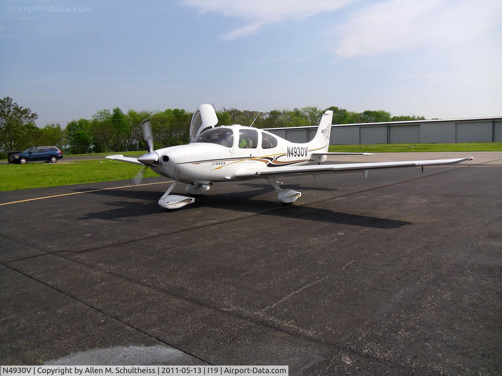 N4930V, 2004 Cirrus SR22 G2 C/N 0960, 2004 Cirrus Design Corp SR22