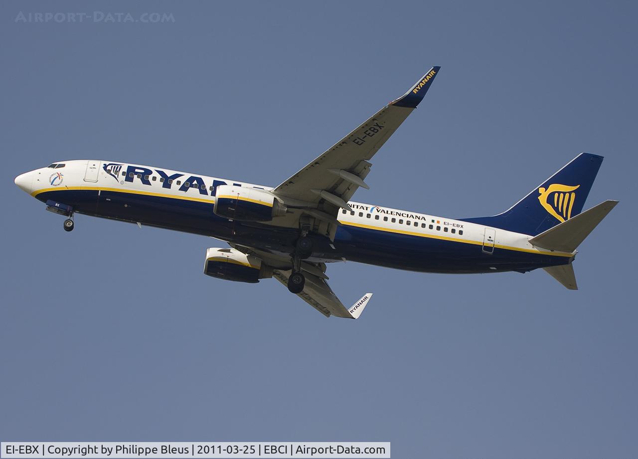 EI-EBX, 2009 Boeing 737-8AS C/N 35007, Short final rwy 25. Special title 