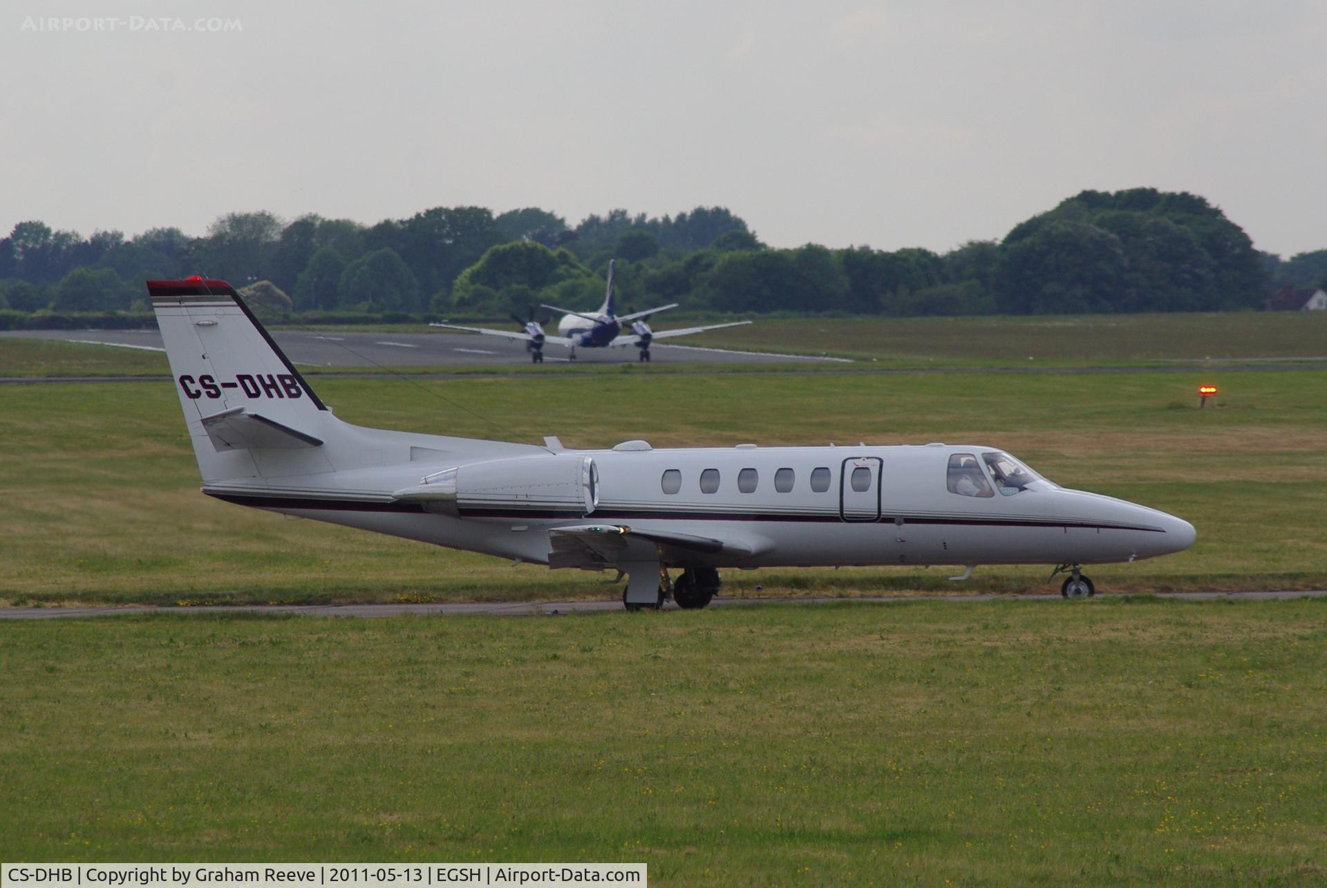 CS-DHB, 2001 Cessna 550 Citation Bravo C/N 550-1009, About to depart.