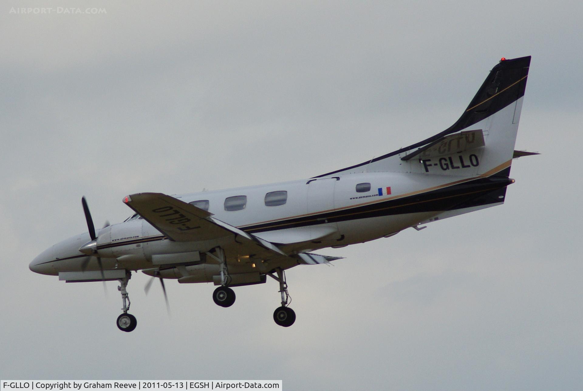 F-GLLO, Swearingen SA-226T Merlin IIIA C/N T-276, About to land.
