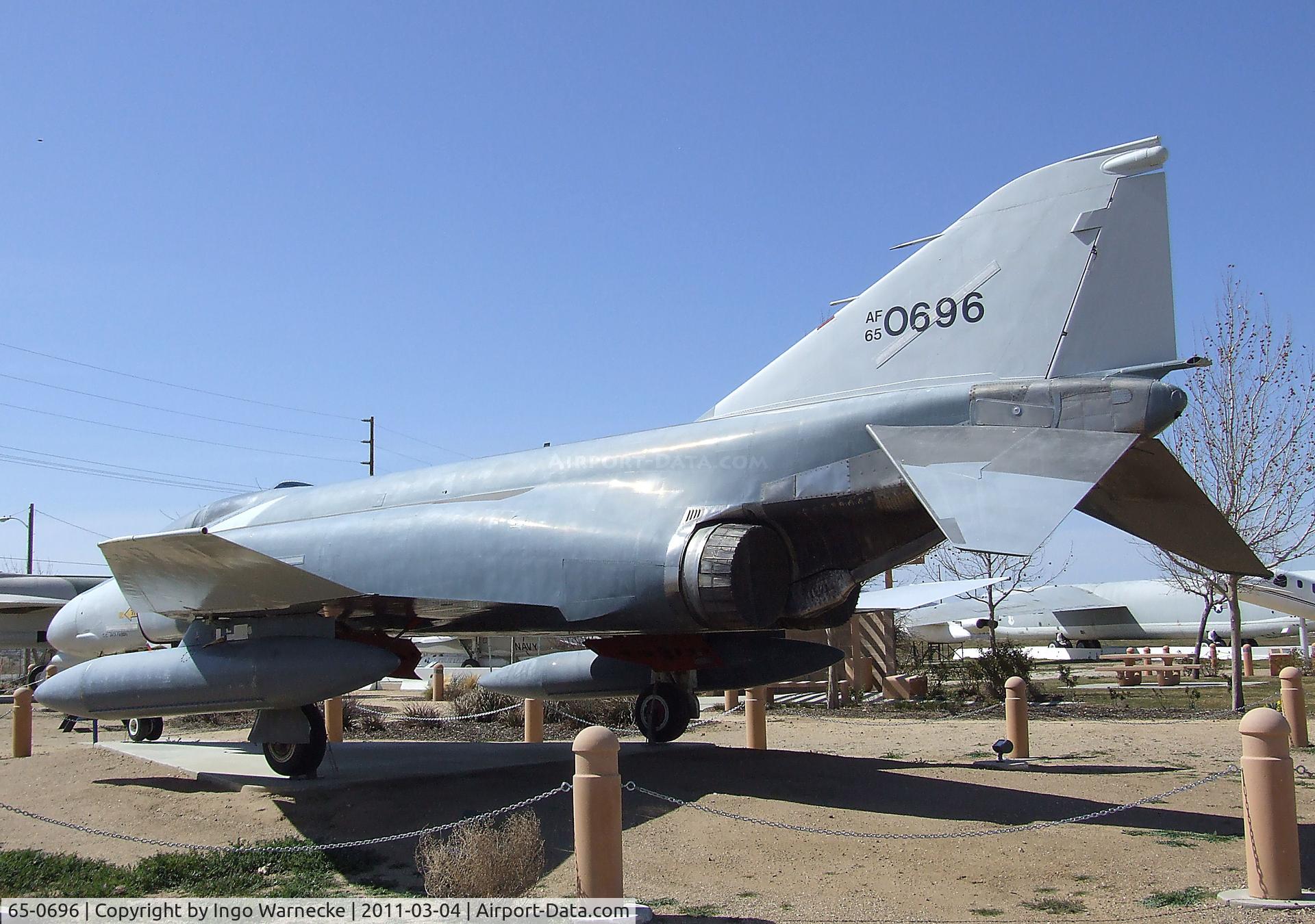 65-0696, 1965 McDonnell F-4D Phantom II C/N 1735, McDonnell F-4D Phantom II at the Joe Davies Heritage Airpark, Palmdale CA