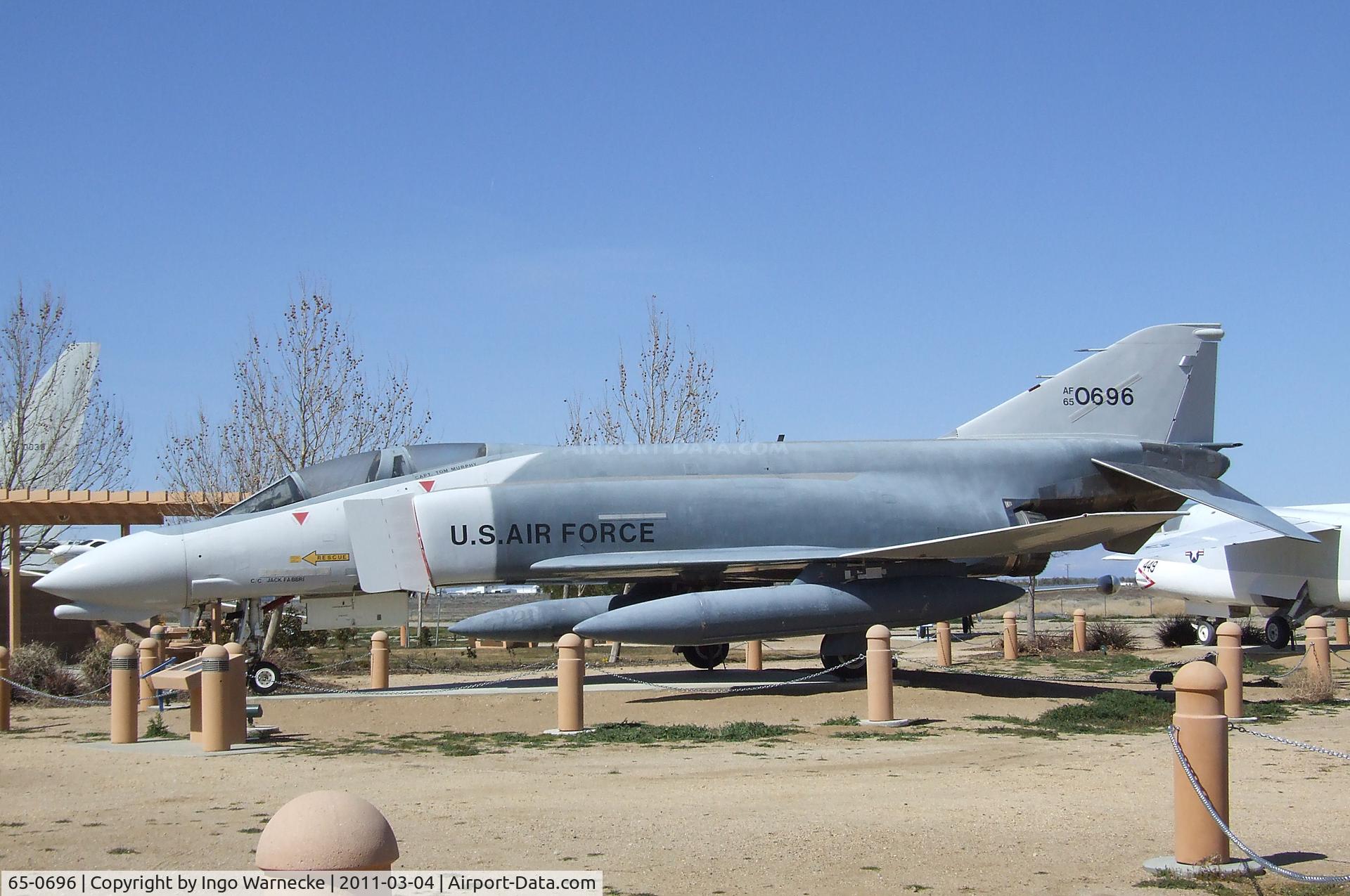 65-0696, 1965 McDonnell F-4D Phantom II C/N 1735, McDonnell F-4D Phantom II at the Joe Davies Heritage Airpark, Palmdale CA