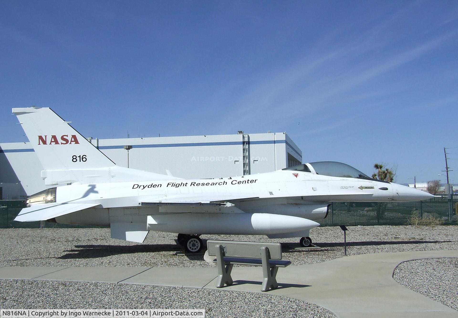 N816NA, General Dynamics F-16A Fighting Falcon C/N 82-0976, General Dynamics F-16A Fighting Falcon outside the main gates of the Lockheed plant, Palmdale CA