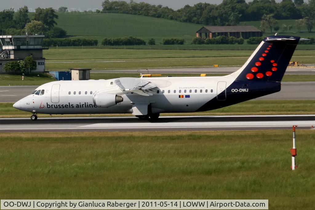 OO-DWJ, 1999 British Aerospace Avro 146-RJ100 C/N E3355, burssels airlines @ VIE