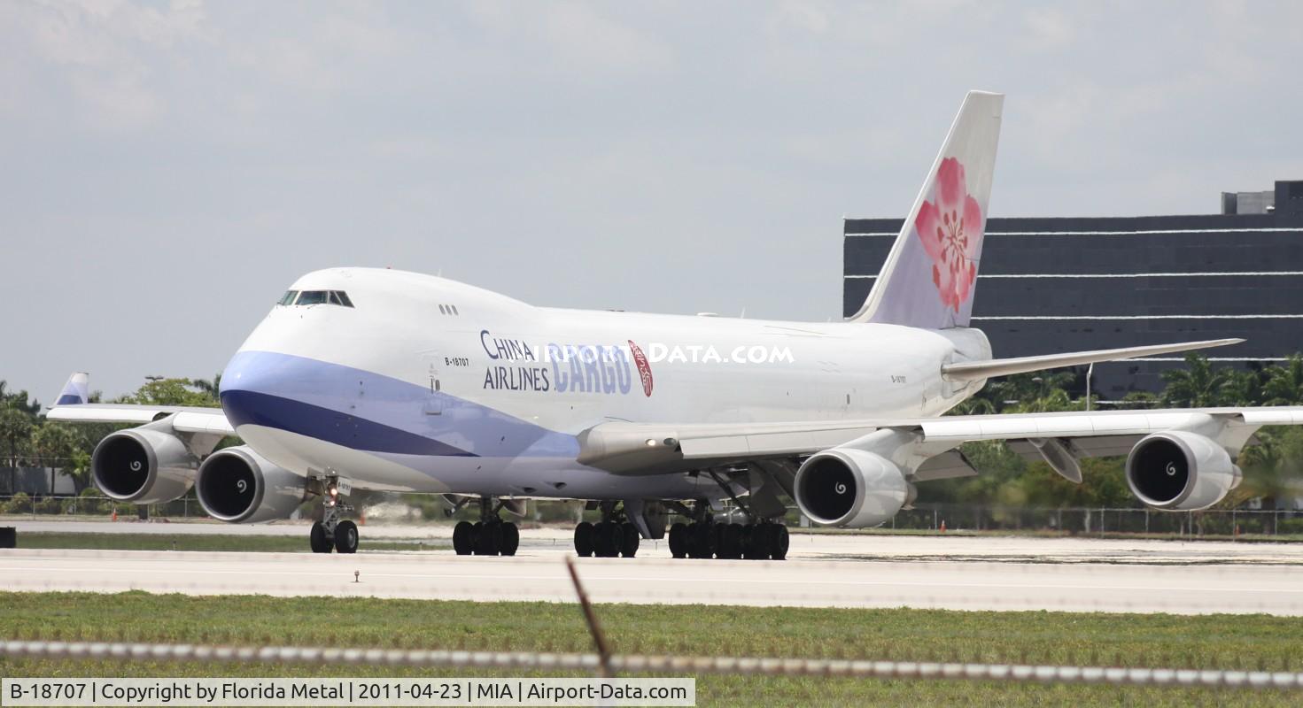 B-18707, 2001 Boeing 747-409F/SCD C/N 30764, China Cargo 747-400F