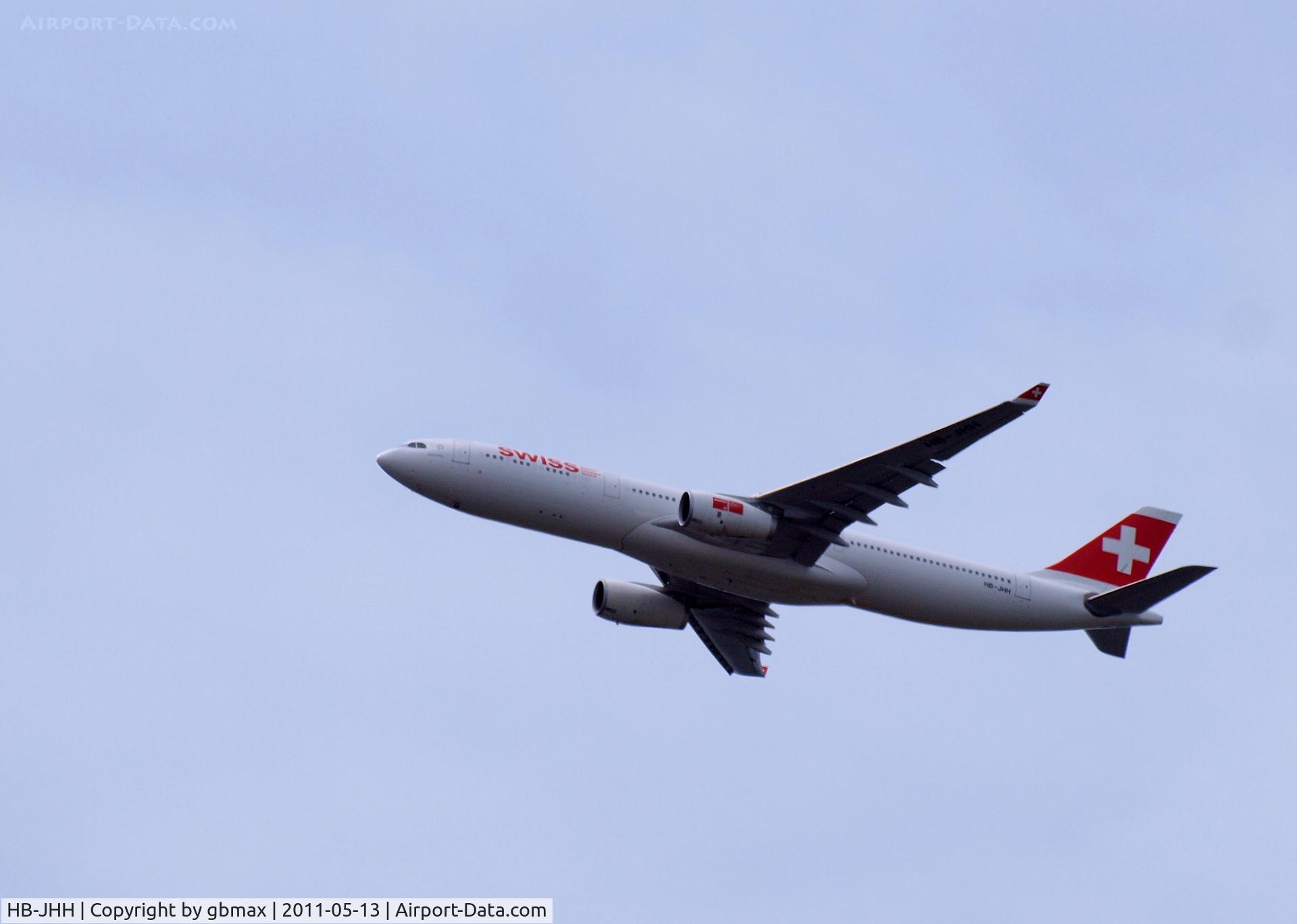 HB-JHH, 2010 Airbus A330-343X C/N 1145, Flying over Mineola, NY, going to a landing at JFK