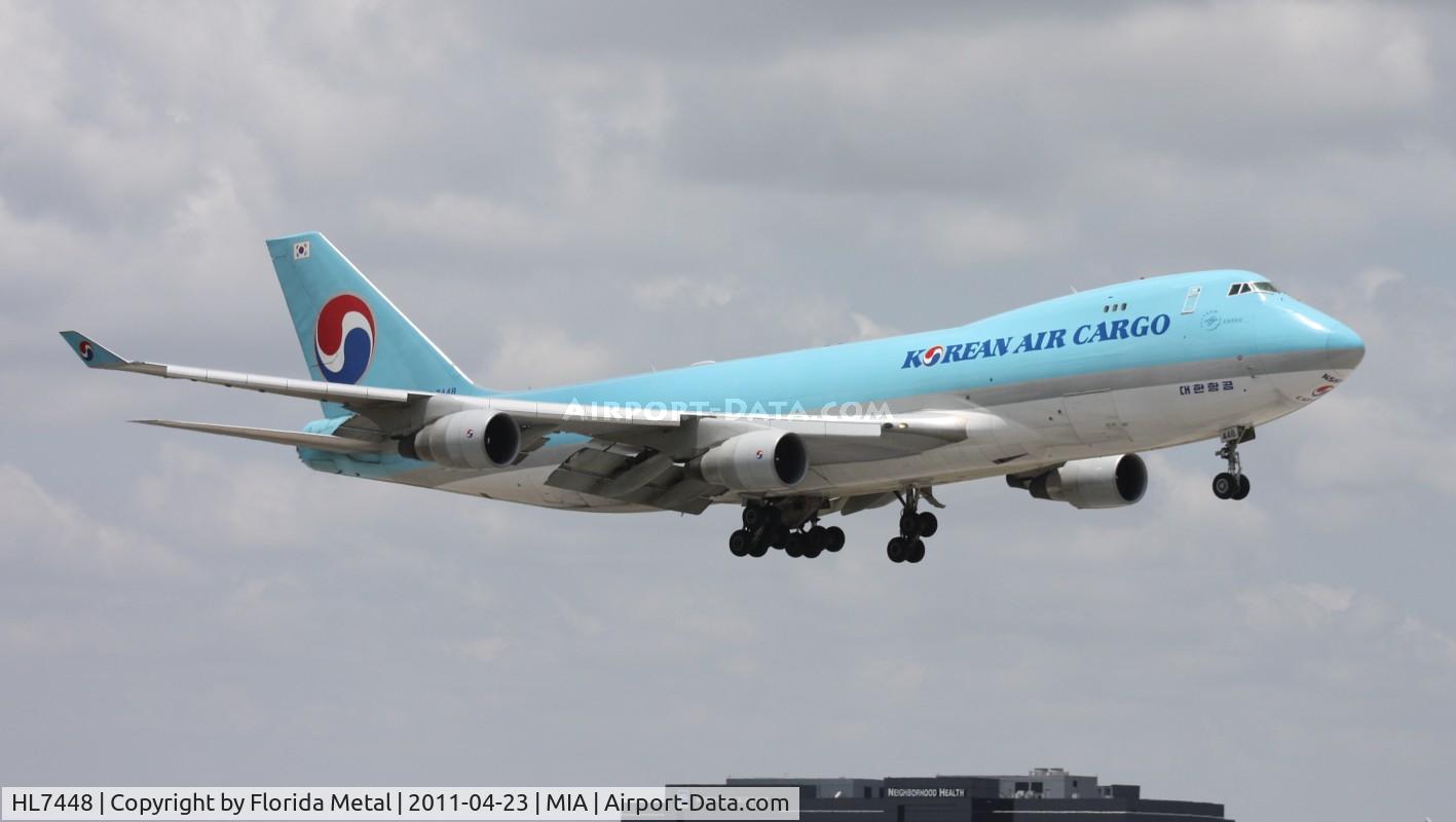 HL7448, 2000 Boeing 747-4B5F C/N 26416, Korean 747-400F