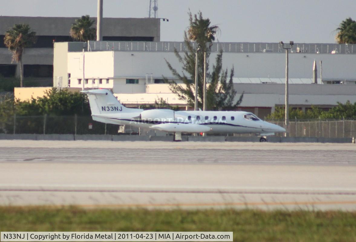 N33NJ, 1980 Gates Learjet 35A C/N 35A-305, Lear 35