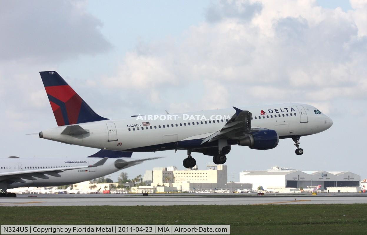 N324US, 1992 Airbus A320-211 C/N 273, Delta A320