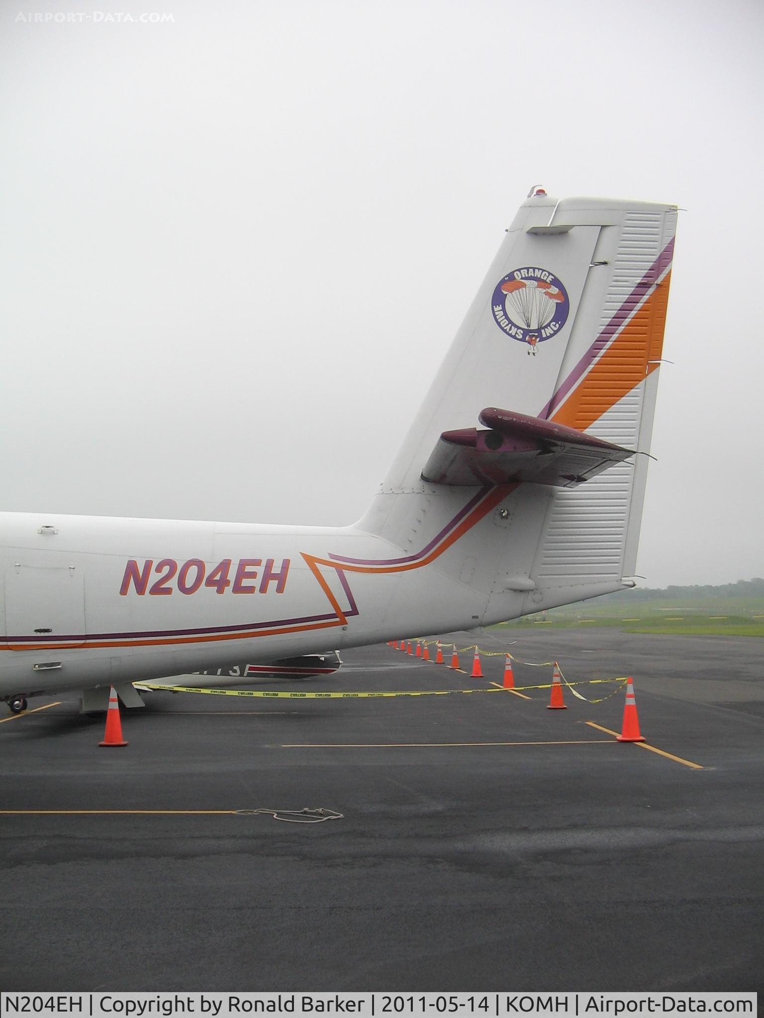 N204EH, 1967 De Havilland Canada DHC-6 Twin Otter C/N 61, Orange County Airport Day