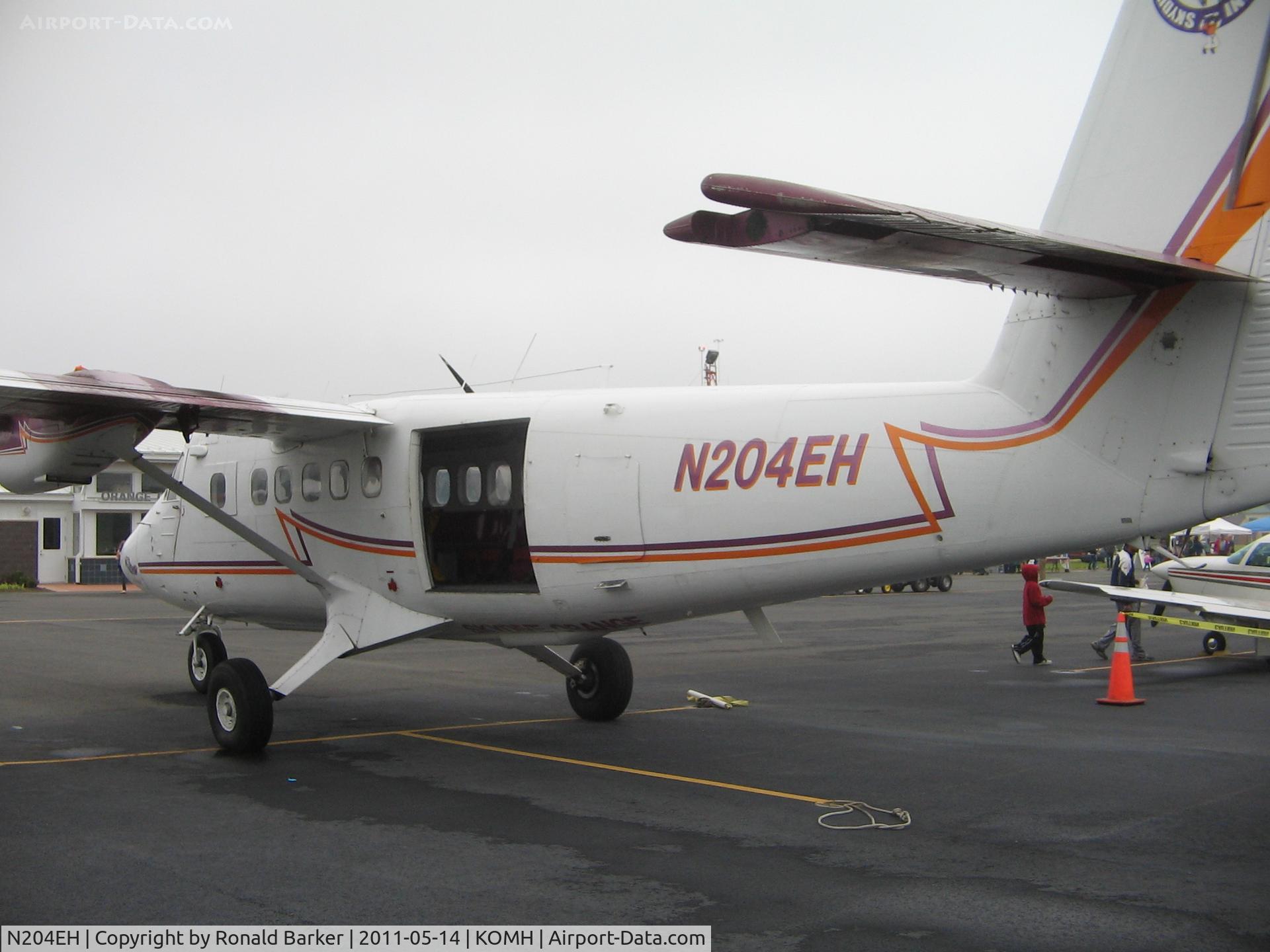 N204EH, 1967 De Havilland Canada DHC-6 Twin Otter C/N 61, Orange County Airport Day