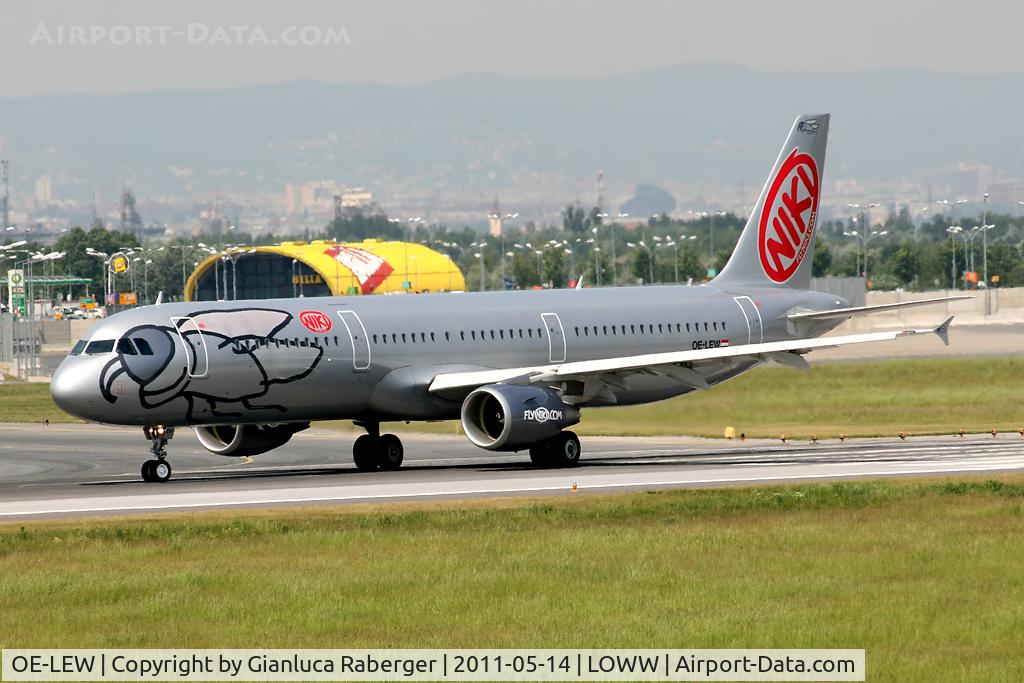 OE-LEW, 2011 Airbus A321-211 C/N 4611, NIKI @ VIE