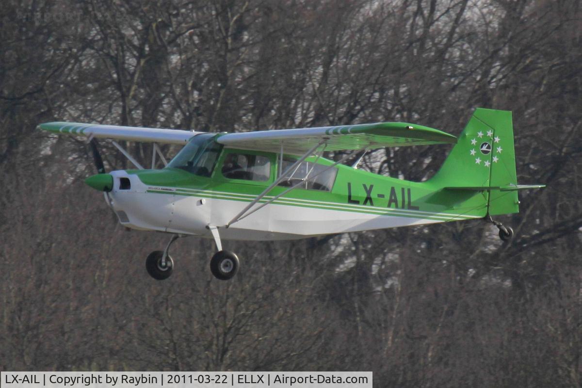 LX-AIL, Bellanca 7ECA Citabria Citabria C/N 1055-74, AIL in french means garlic. White and green...like a garlic plant