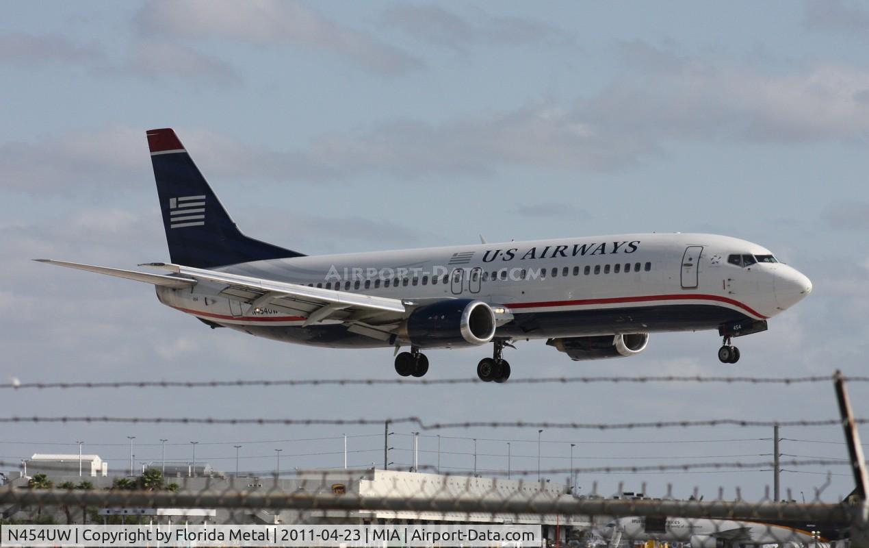 N454UW, 1991 Boeing 737-4B7 C/N 24996, US 737-400
