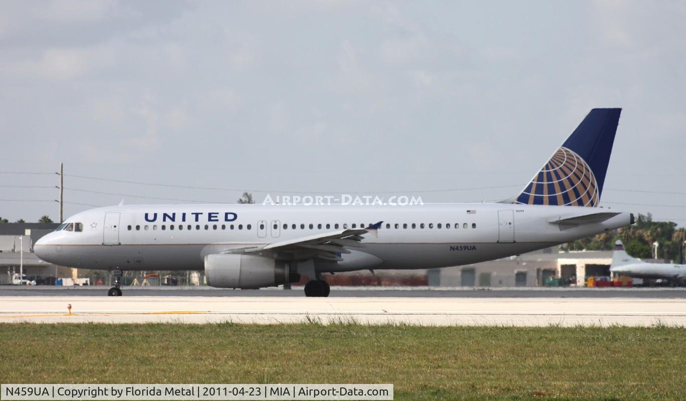 N459UA, 2000 Airbus A320-232 C/N 1192, United in new 
