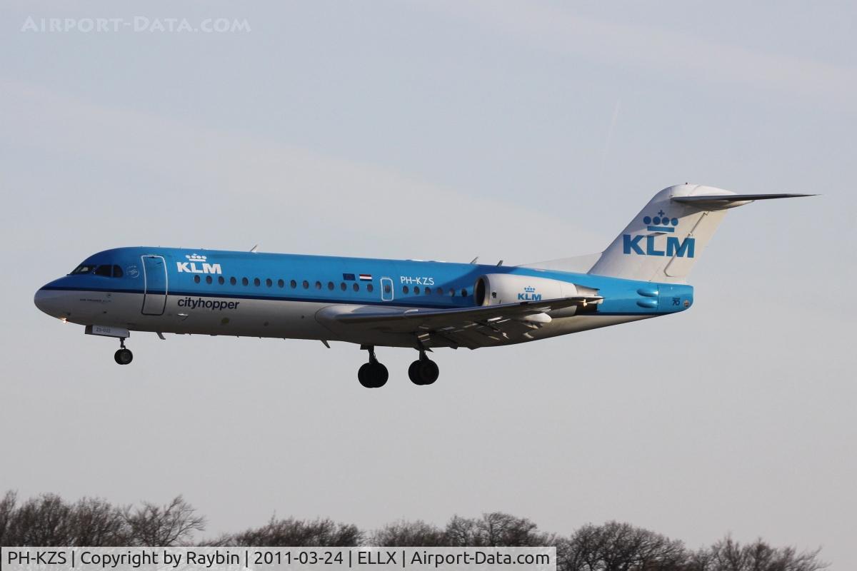 PH-KZS, 1995 Fokker F70 (F-28-0070) C/N 11540, AMS-LUX