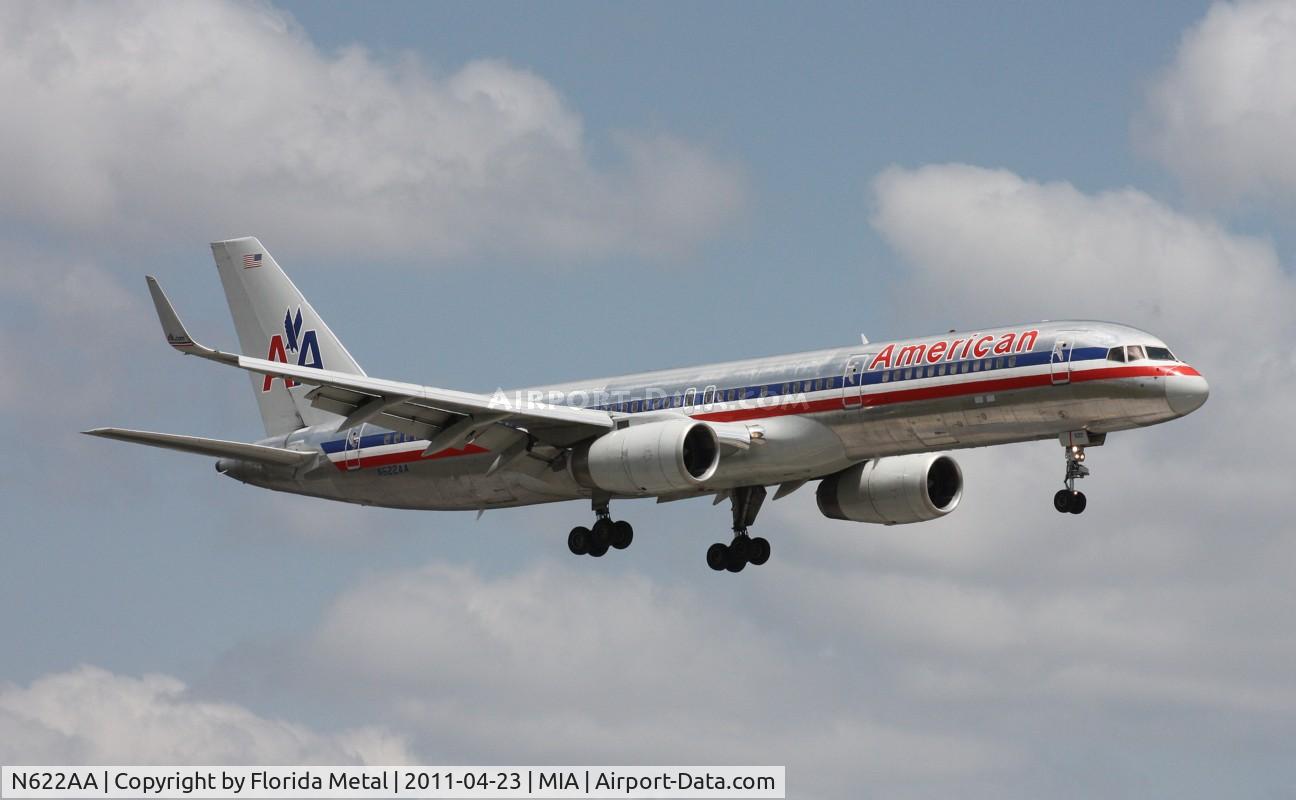 N622AA, 1990 Boeing 757-223 C/N 24580, American 757