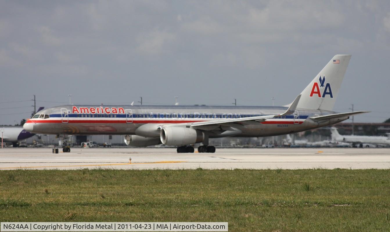 N624AA, 1990 Boeing 757-223 C/N 24582, American 757