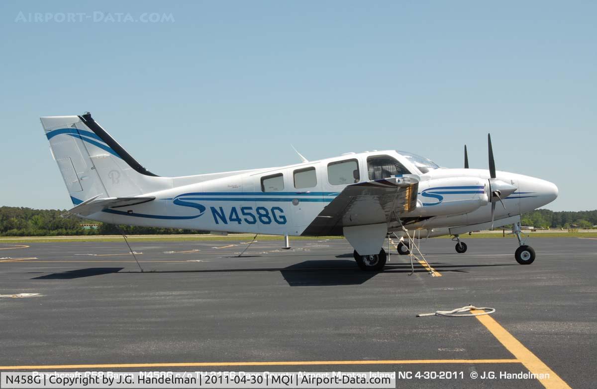 N458G, Raytheon Aircraft Company G58 Baron C/N TH-2156, At Dare County Regional Airport.