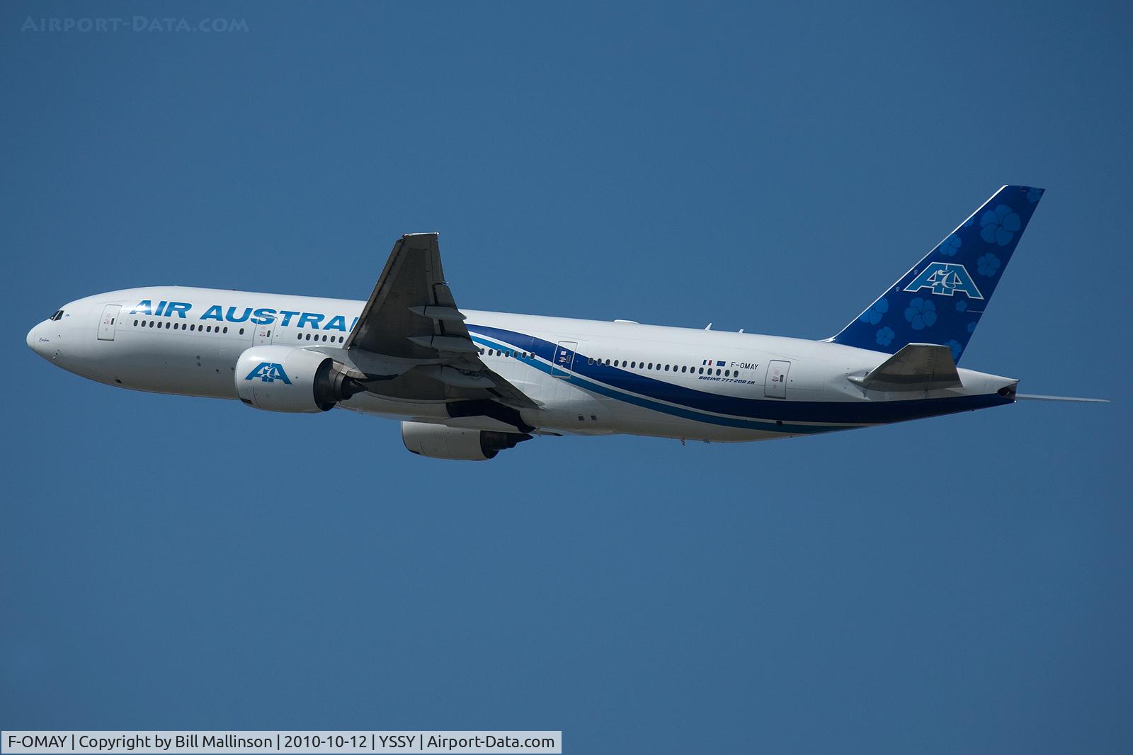 F-OMAY, 2005 Boeing 777-2Q8/ER C/N 29402, Returning to Reunion