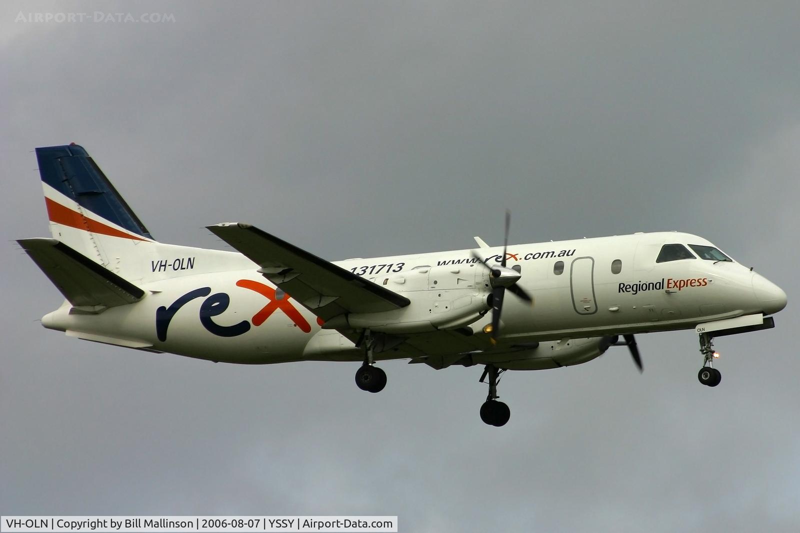 VH-OLN, 1990 Saab 340B C/N 340B-207, prep to land on 16R
