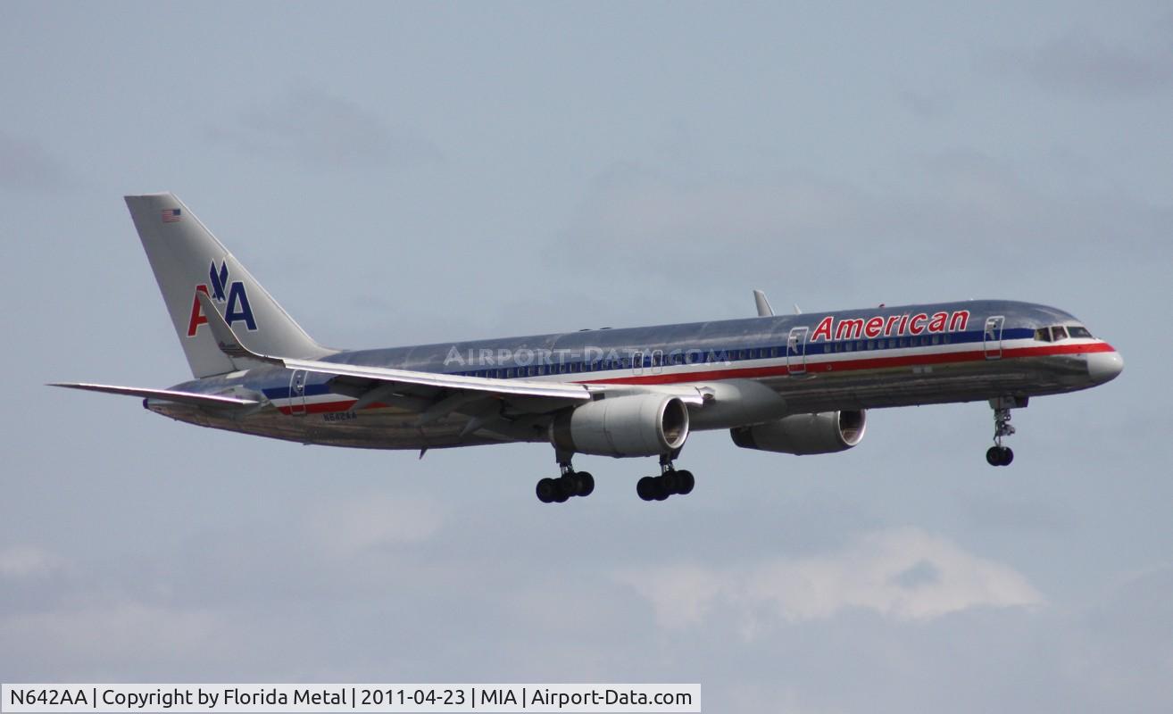 N642AA, 1991 Boeing 757-223 C/N 24600, American 757