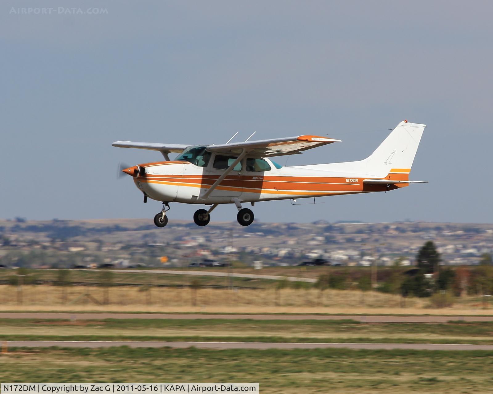 N172DM, 1978 Cessna 172N C/N 17270835, Over runway 35L