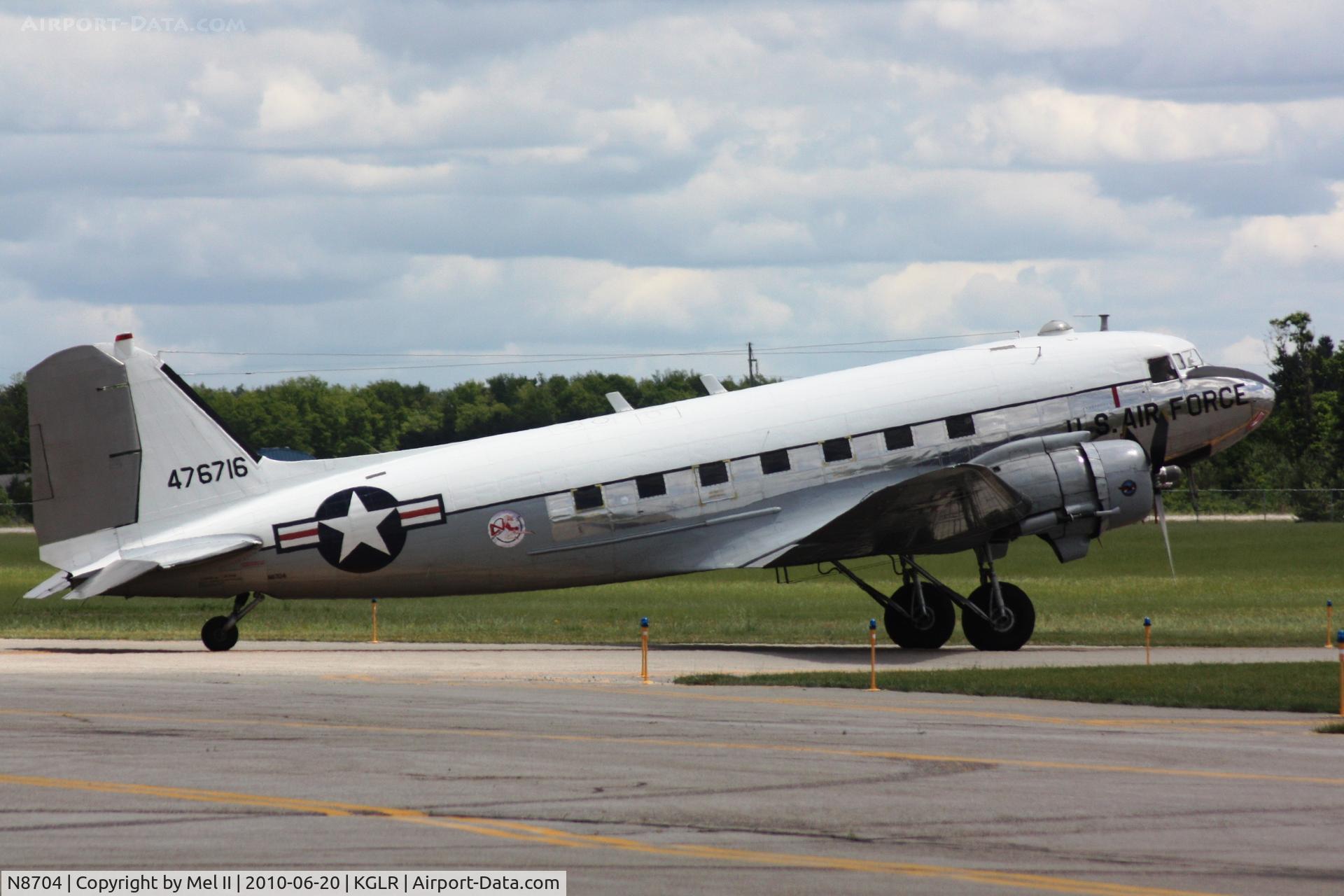N8704, 1944 Douglas DC3C-S4C4G (TC-47B-30-DK) C/N 33048, 2010 Wings Over Gaylord Air Show