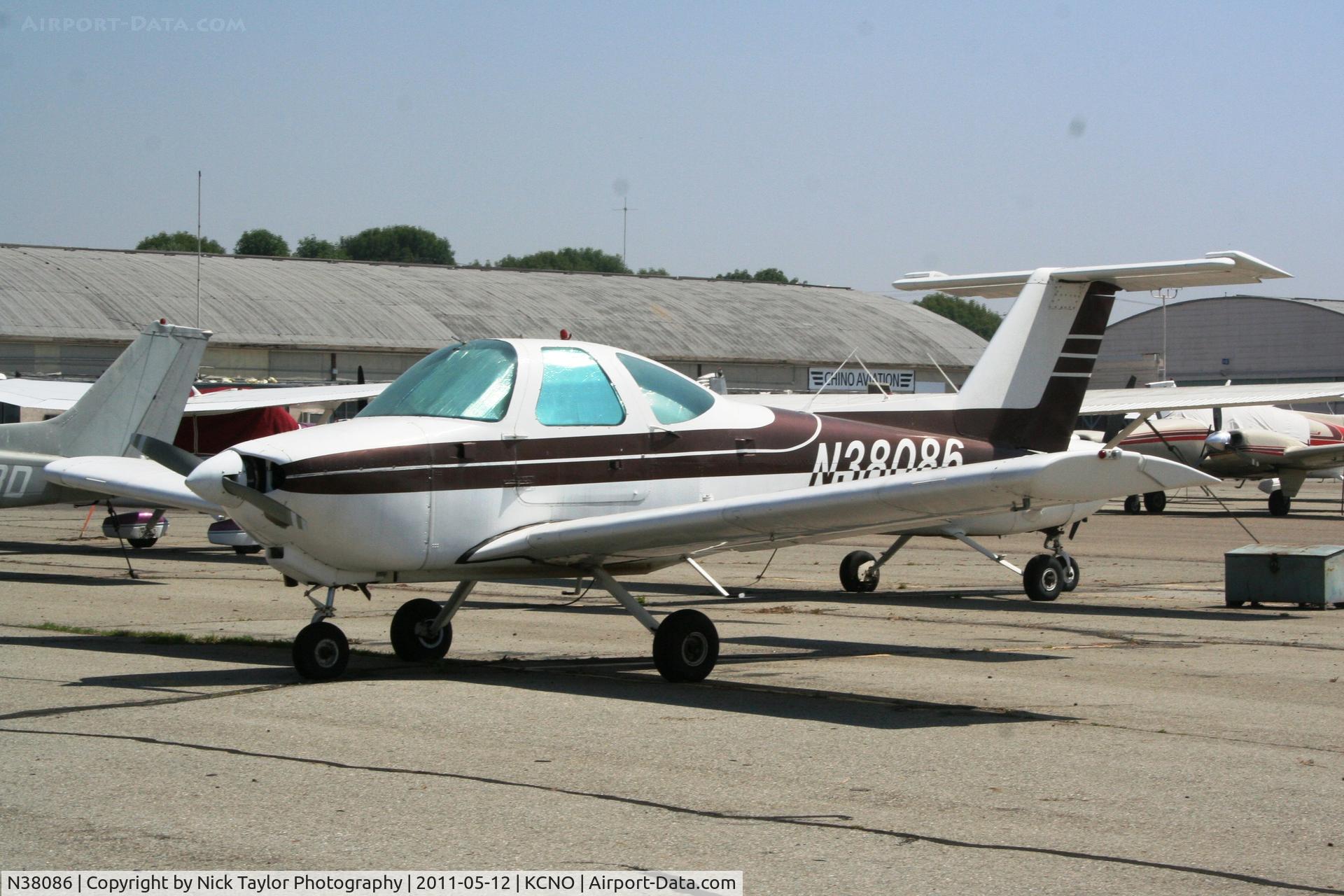 N38086, 1980 Beech 77 Skipper C/N WA-210, Sitting at Chino