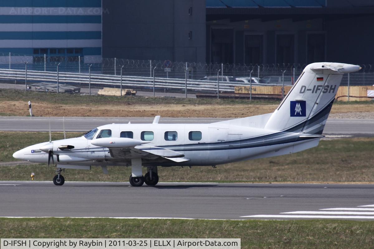 D-IFSH, 1982 Piper PA-42-720 Cheyenne III C/N 42-8001101, Leipzig expo visits Lux expo