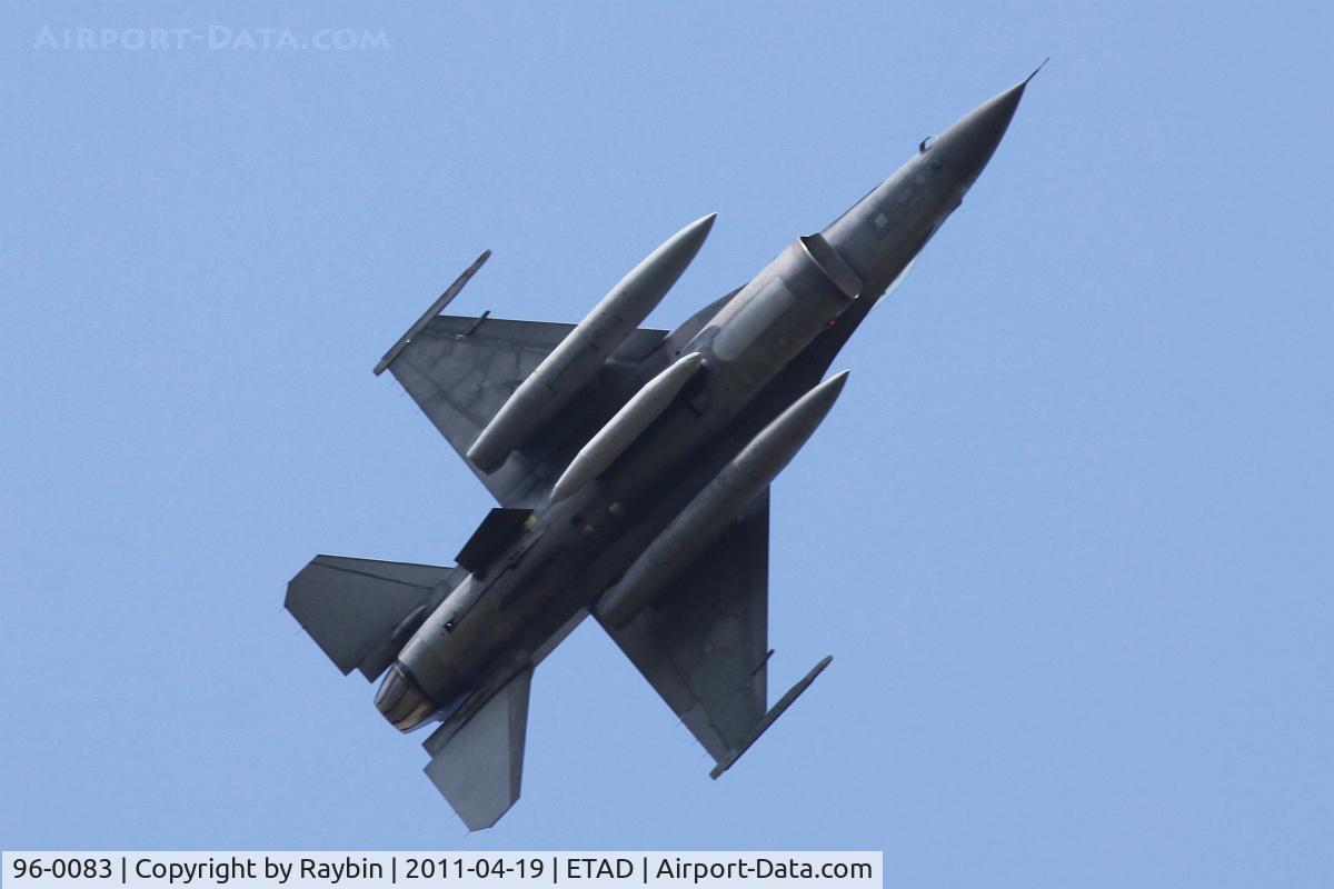 96-0083, 1996 Lockheed Martin F-16C Fighting Falcon C/N CC-205, Impressive turns at ETAD