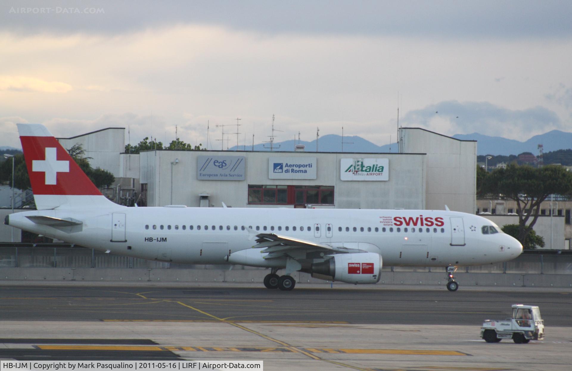 HB-IJM, 1996 Airbus A320-214 C/N 635, Airbus A320