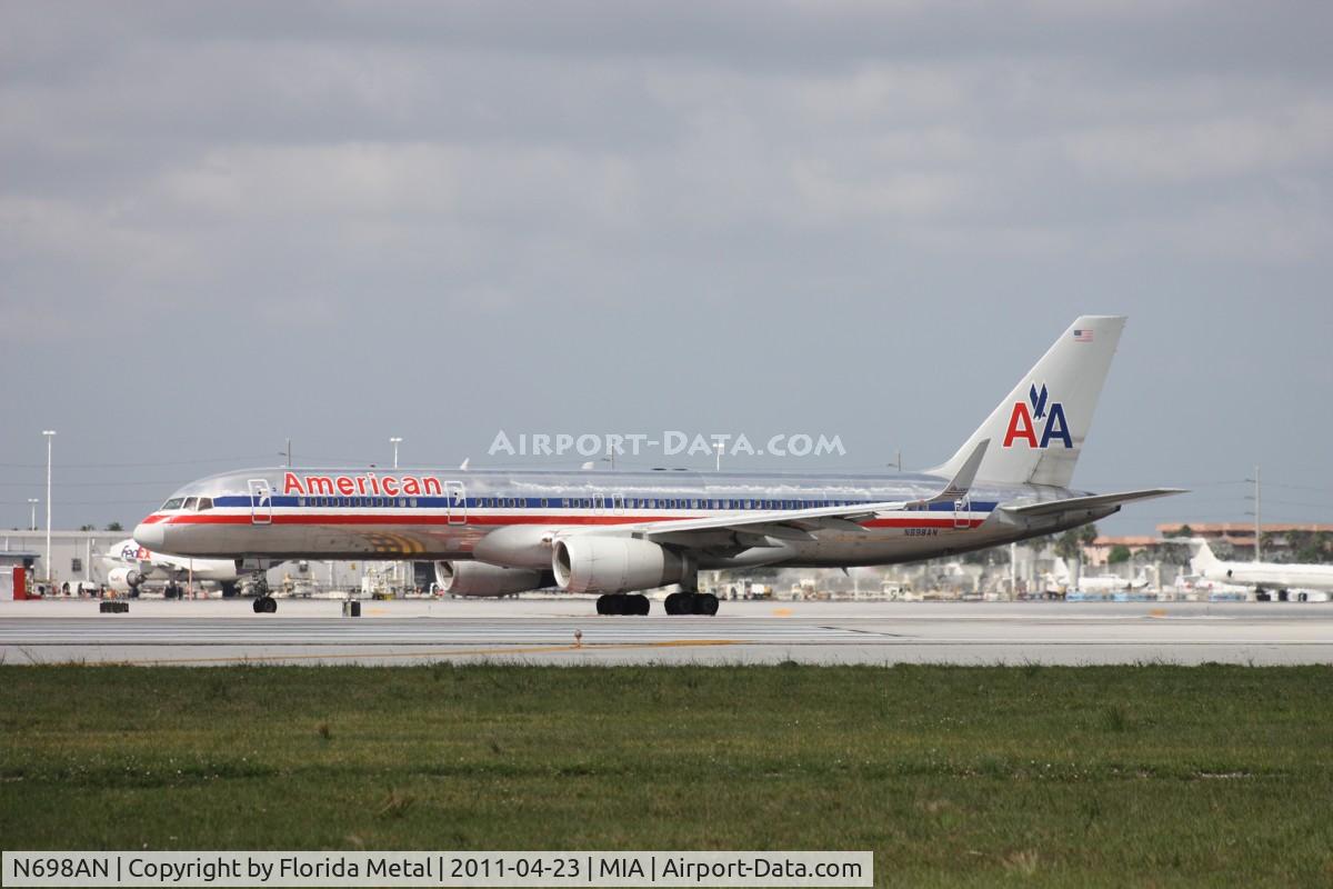 N698AN, 1994 Boeing 757-223 C/N 26980, American 757