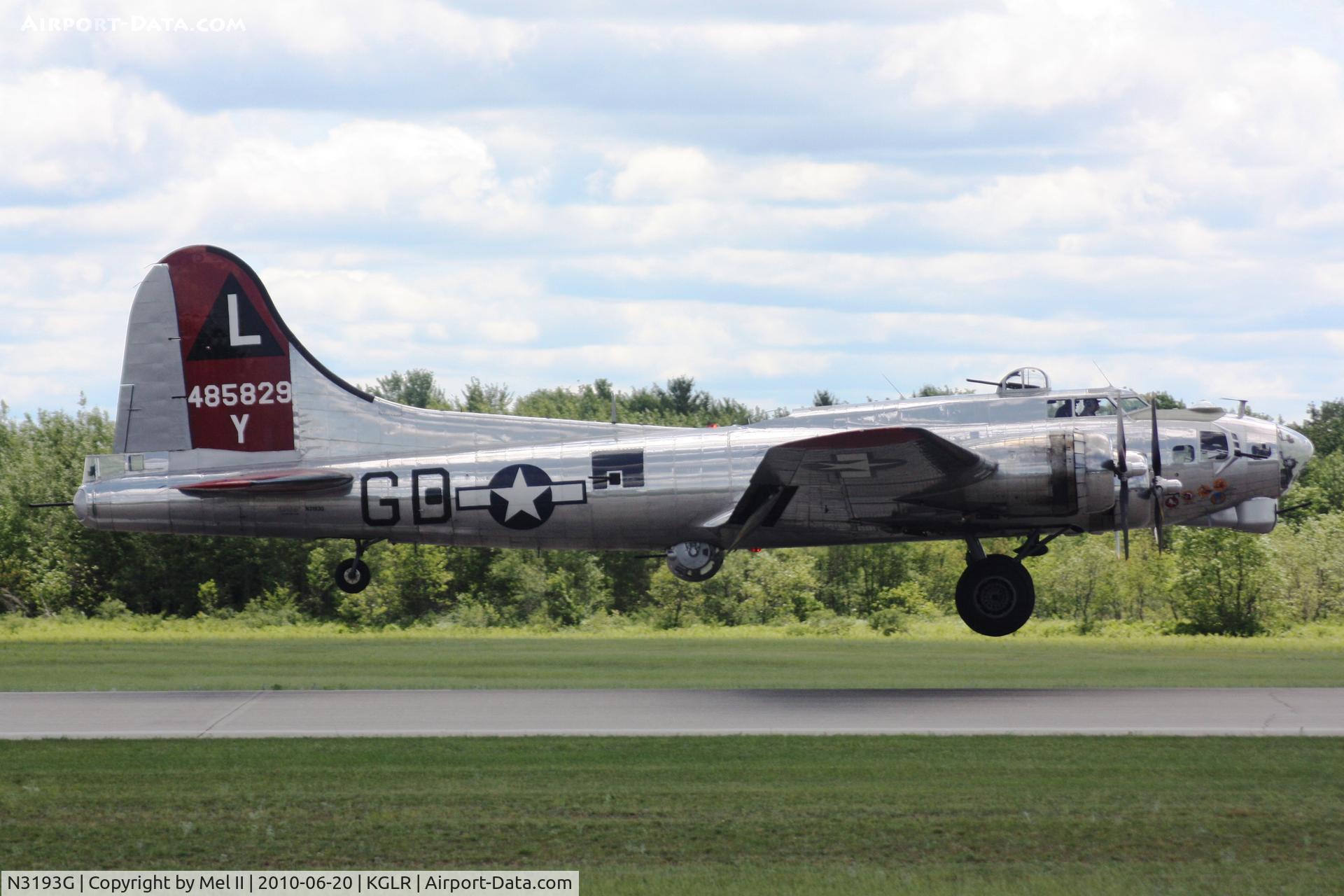 N3193G, 1944 Boeing B-17G Flying Fortress C/N 77255, 2010 Wings Over Gaylord Air Show