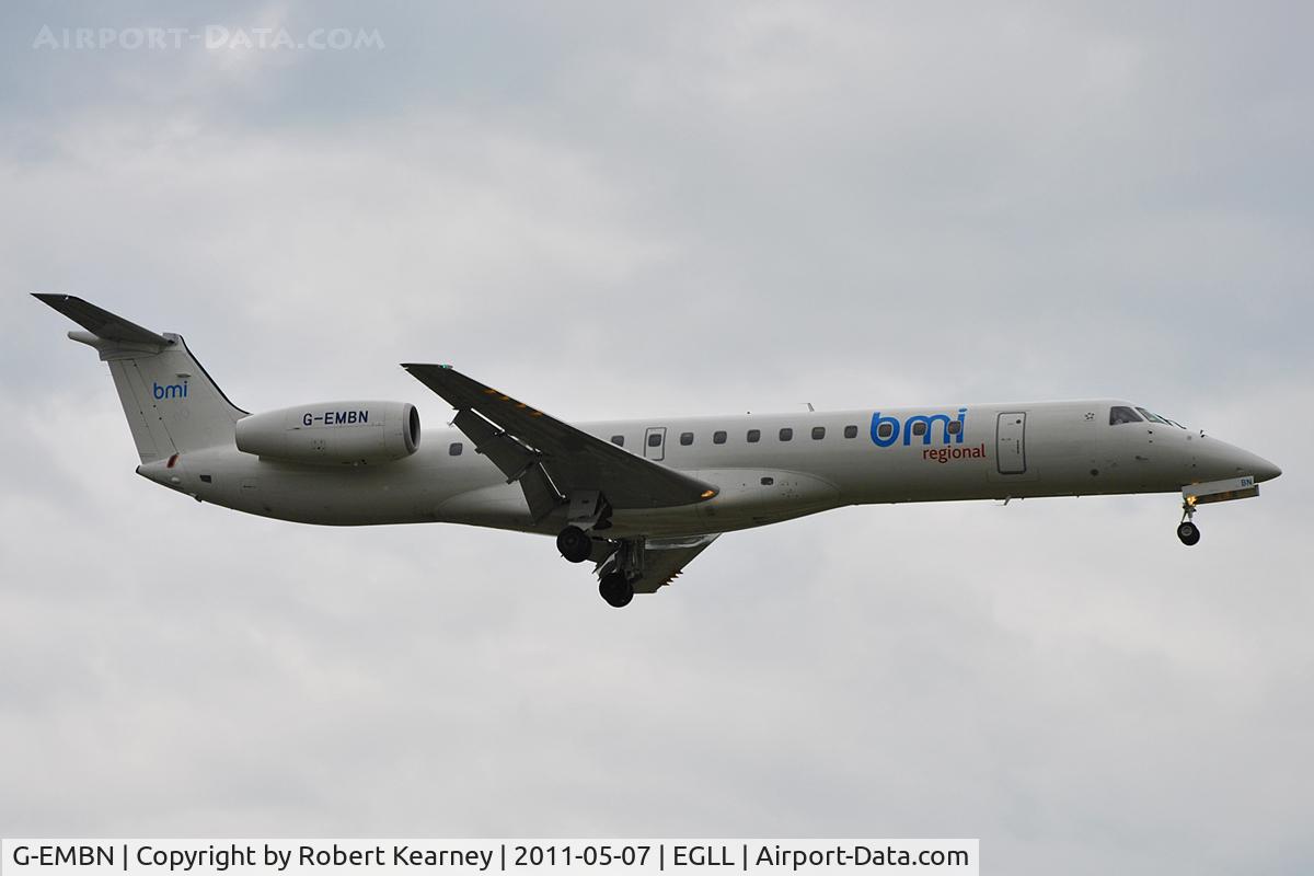 G-EMBN, 2000 Embraer EMB-145EP (ERJ-145EP) C/N 145201, On short finals for r/w 9L