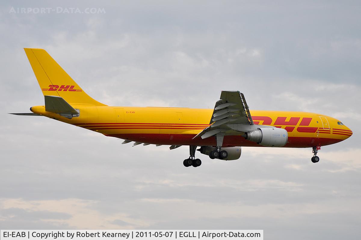 EI-EAB, 1982 Airbus A300B4-203(F) C/N 199, On short finals for r/w 9L