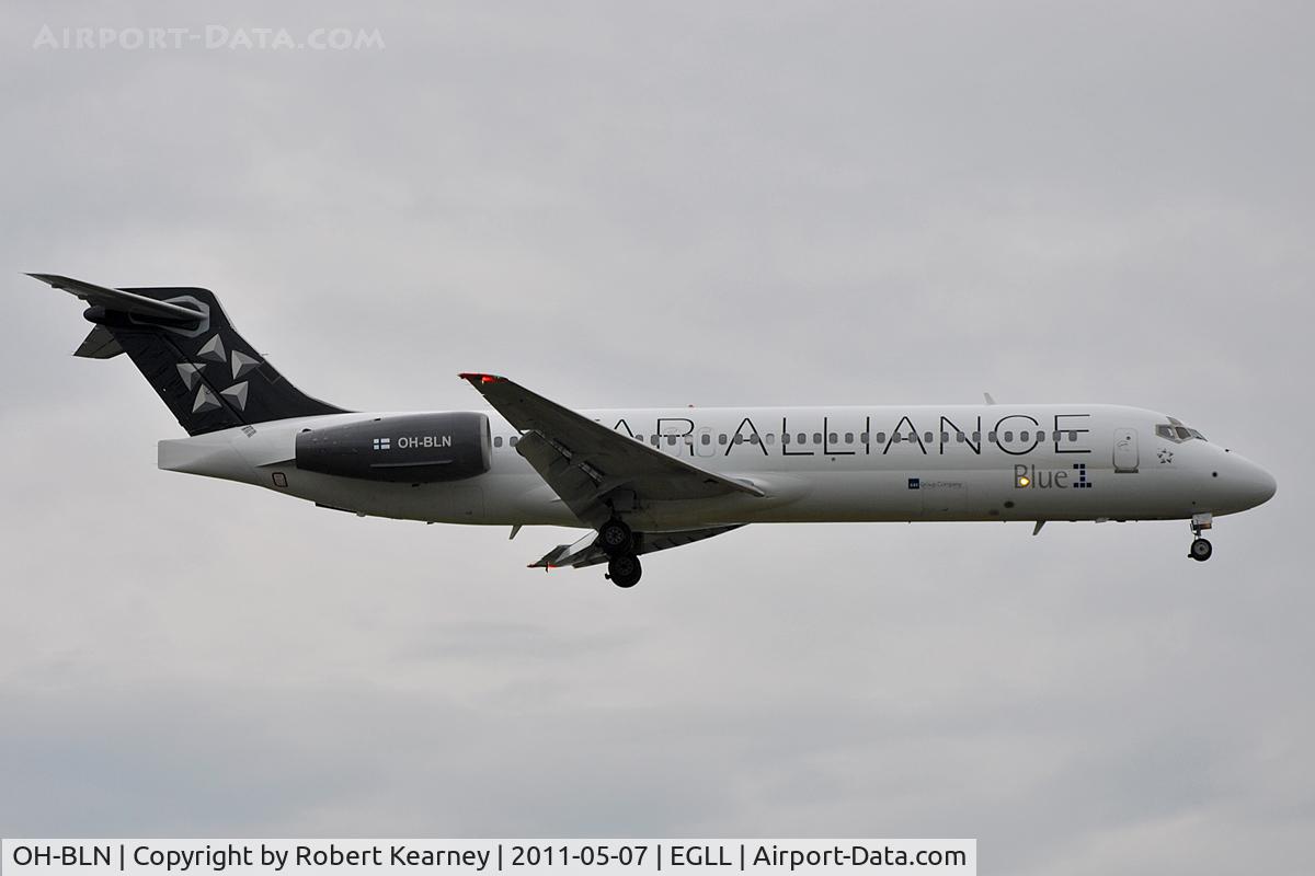 OH-BLN, 1999 Boeing 717-2K9 C/N 55053, On short finals for r/w 9L