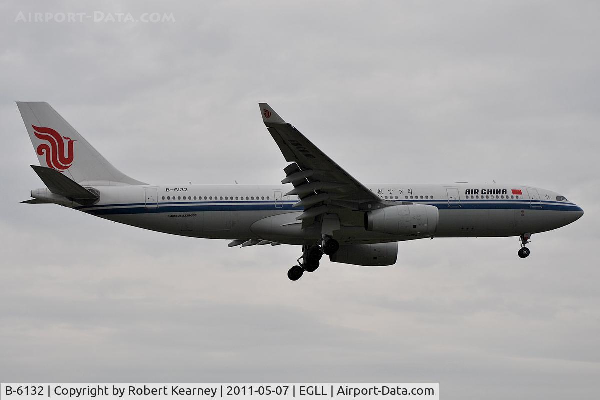 B-6132, 2008 Airbus A330-243 C/N 944, On short finals for r/w 9L