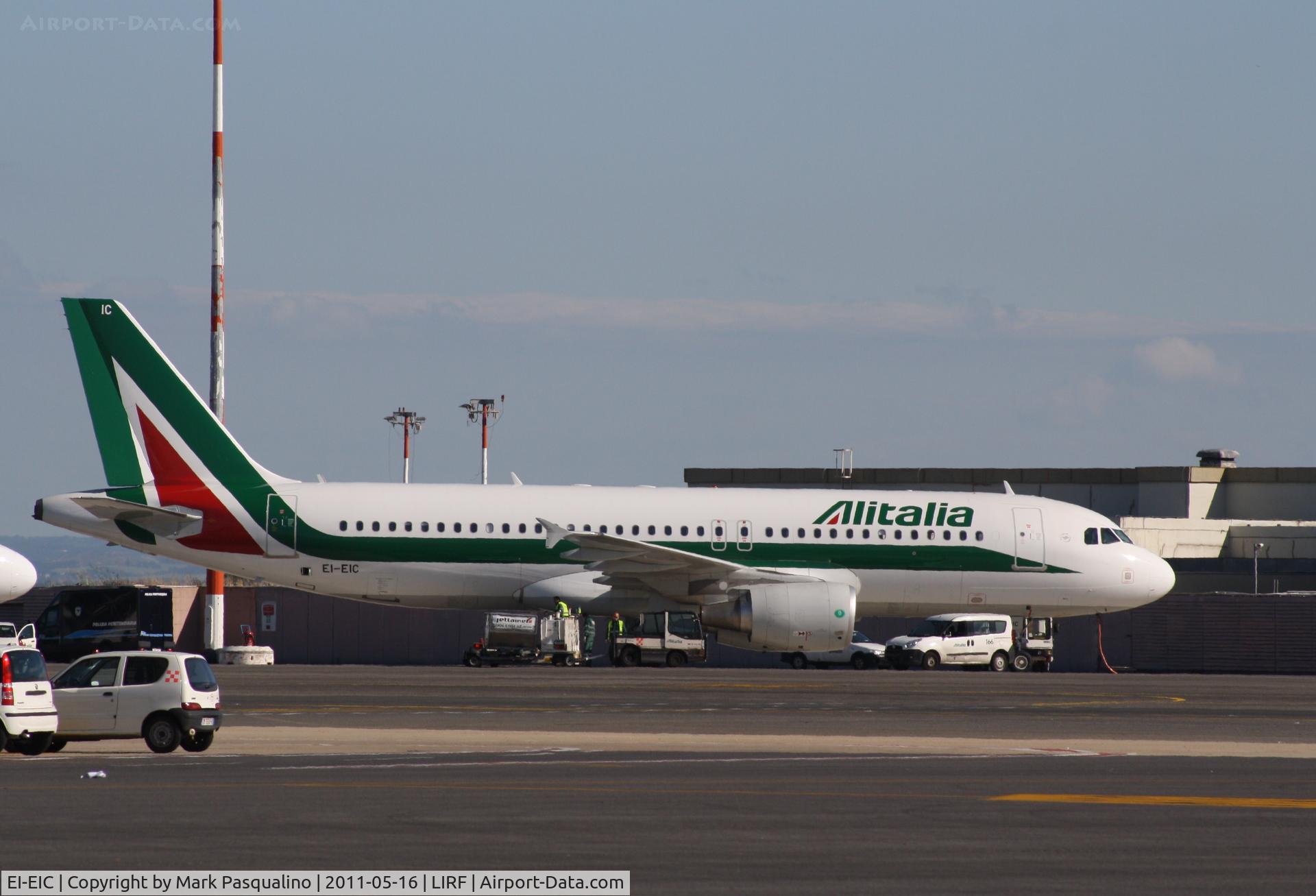 EI-EIC, 2010 Airbus A320-216 C/N 4520, Airbus A320