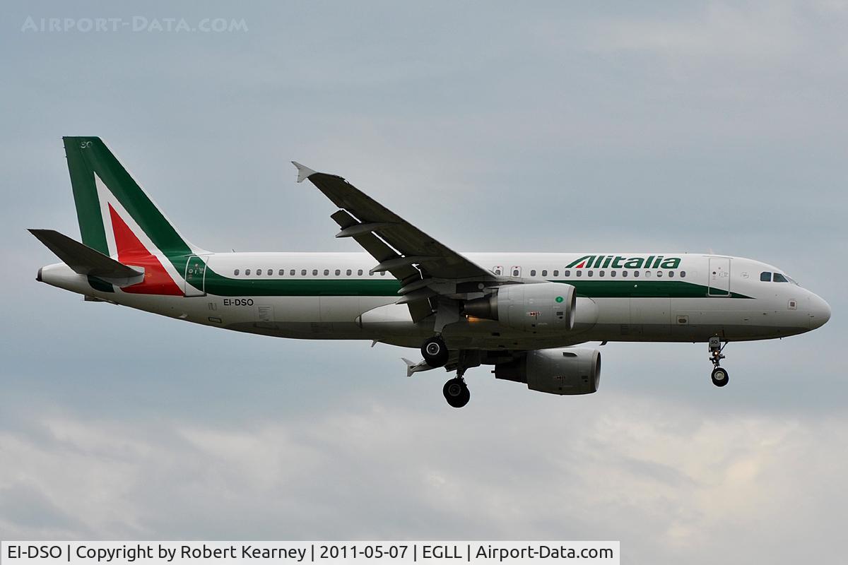 EI-DSO, 2008 Airbus A320-216 C/N 3464, On short finals for r/w 9L