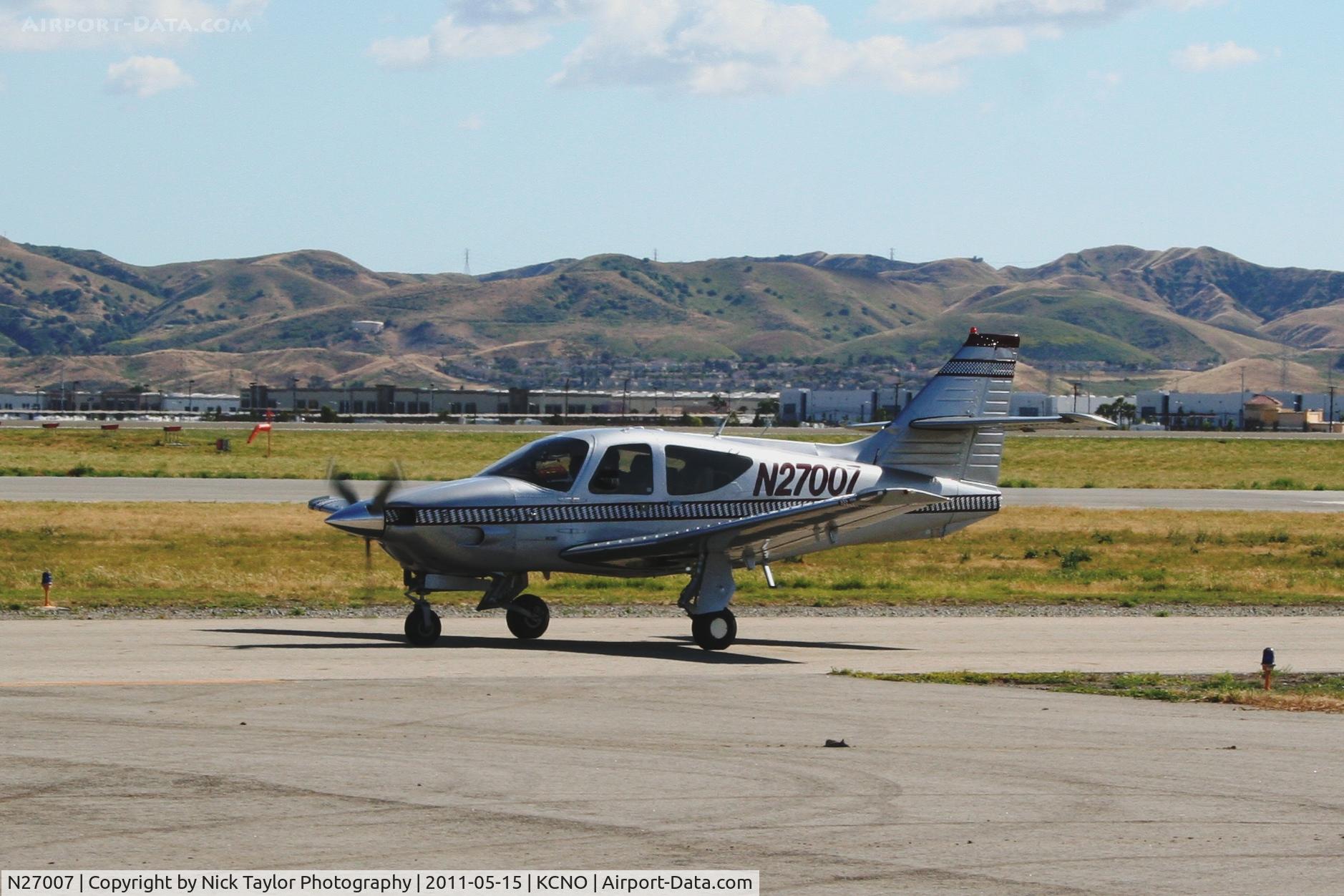 N27007, 1976 Aero Commander 112 C/N 483, Taxiing out after the Air Show