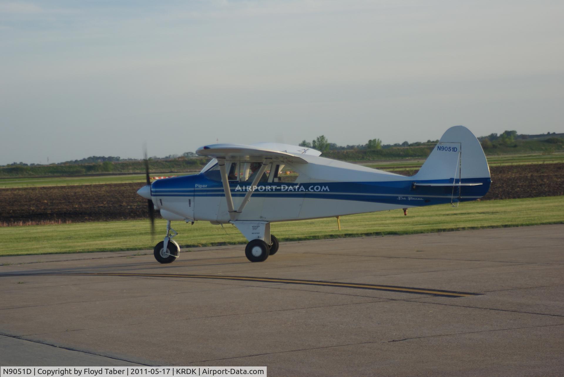 N9051D, Piper PA-22-160 Tri Pacer C/N 22-6191, Back into the hangar
