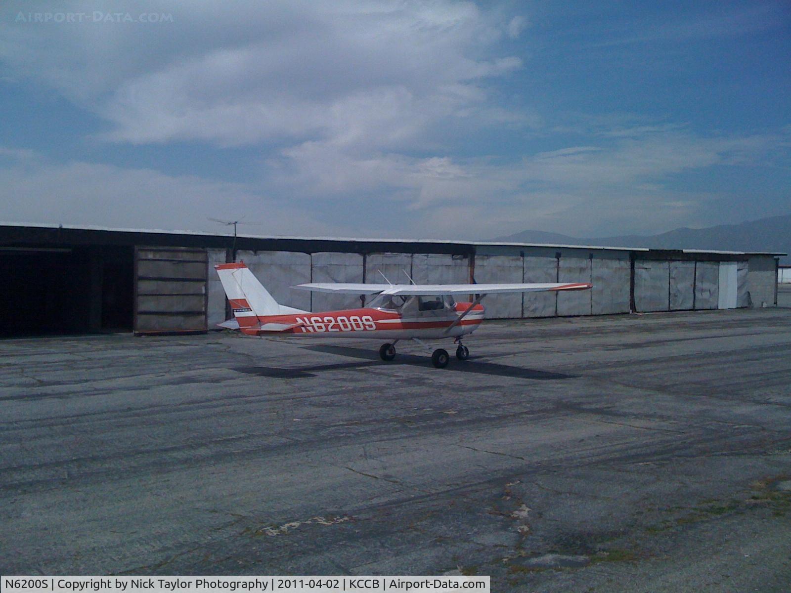 N6200S, 1967 Cessna 150G C/N 15067000, Taxiing out to play around in the pattern.