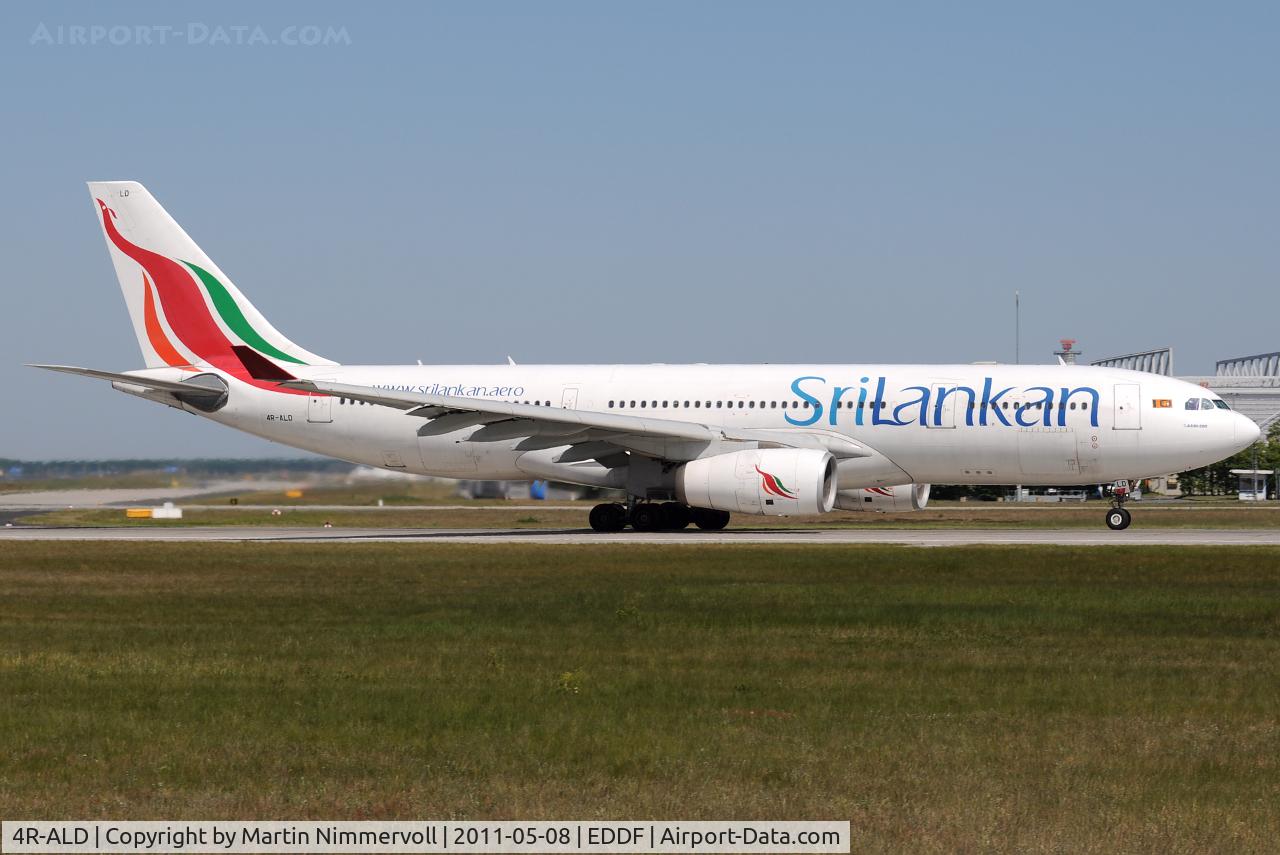 4R-ALD, 1999 Airbus A330-243 C/N 313, SriLankan Airlines
