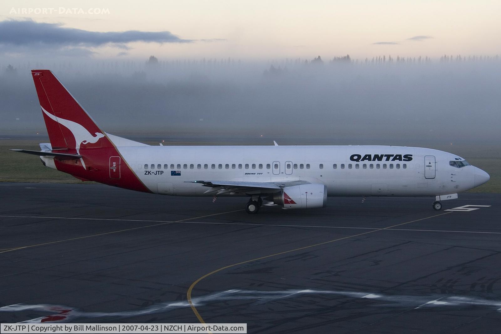 ZK-JTP, 1992 Boeing 737-476 C/N 24441, a bank of fog, starting to roll away