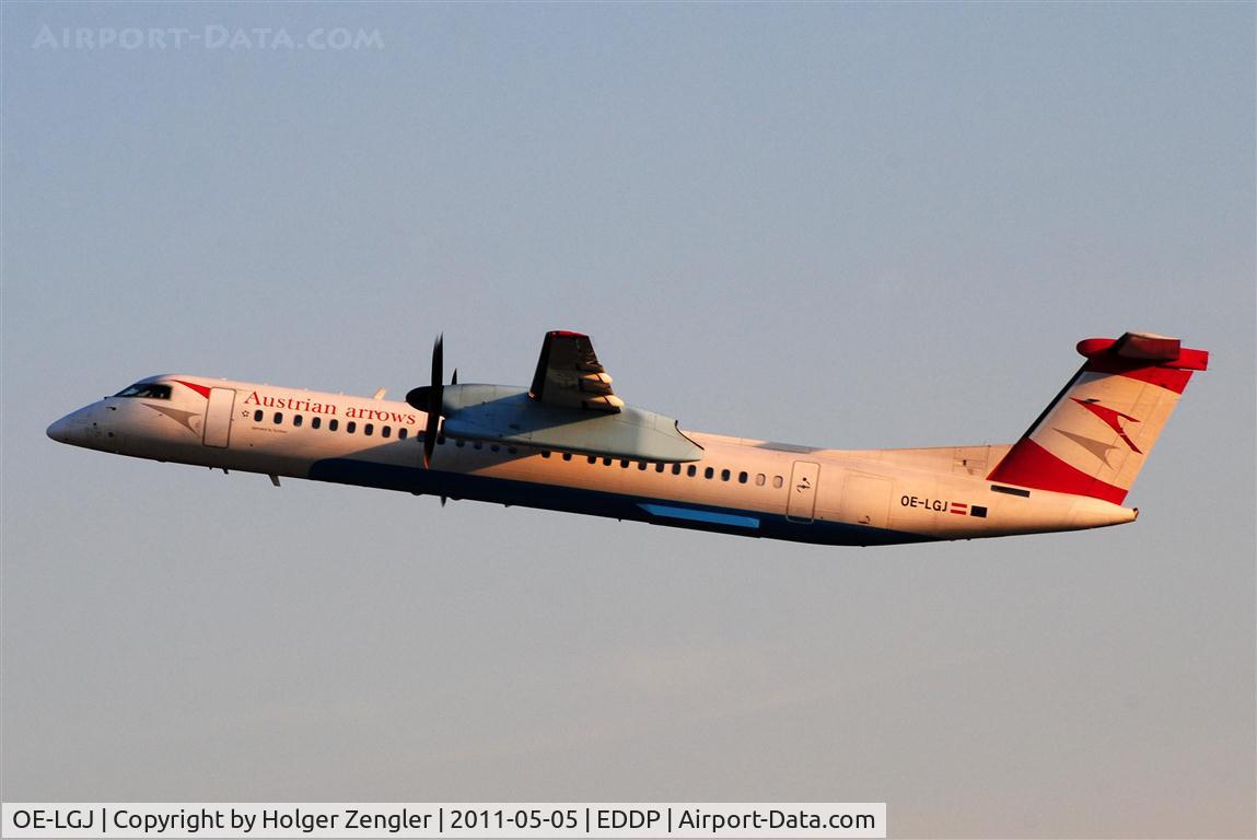 OE-LGJ, 2005 De Havilland Canada DHC-8-402Q Dash 8 C/N 4104, That Arrow is named 