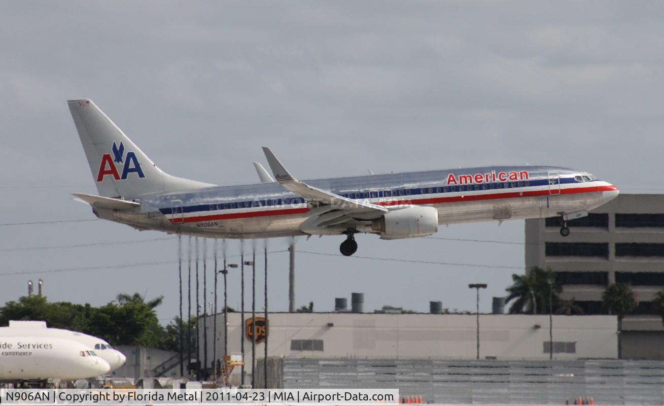 N906AN, 1999 Boeing 737-823 C/N 29508, American 737-800