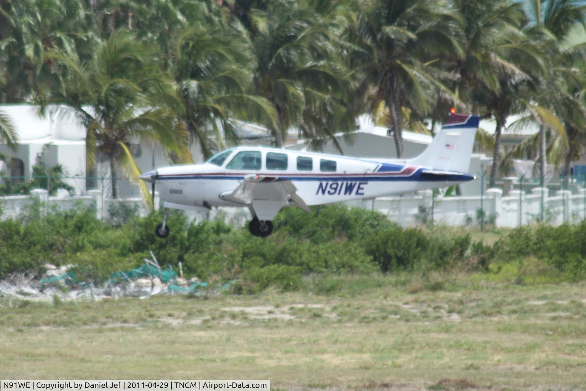 N91WE, 1991 Beech A36 Bonanza 36 C/N E-2652, N91WE landing at TNCM