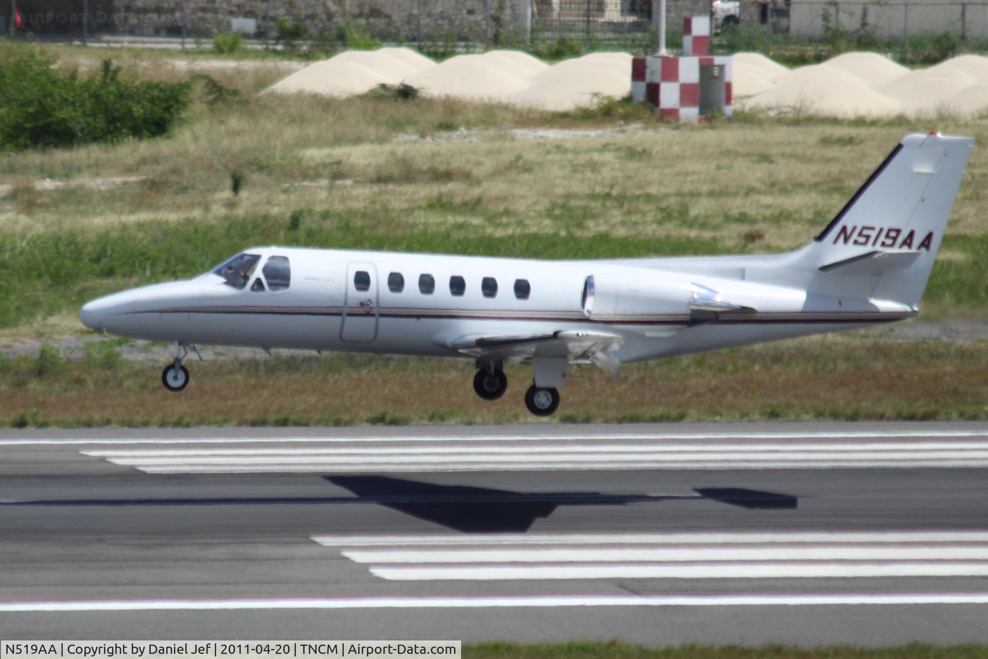 N519AA, 1979 Cessna 550 Citation II C/N 550-0053, N519AA landing at TNCM